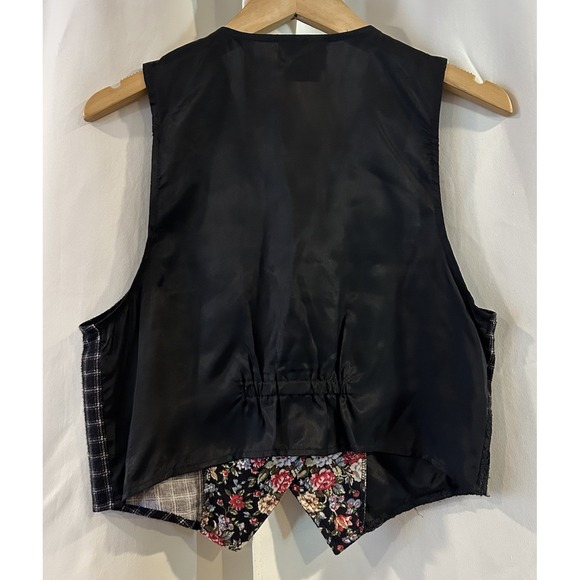 Vintage‎ Amy Byer Floral Patchwork Vest Size Medium USA - Picture 4 of 4